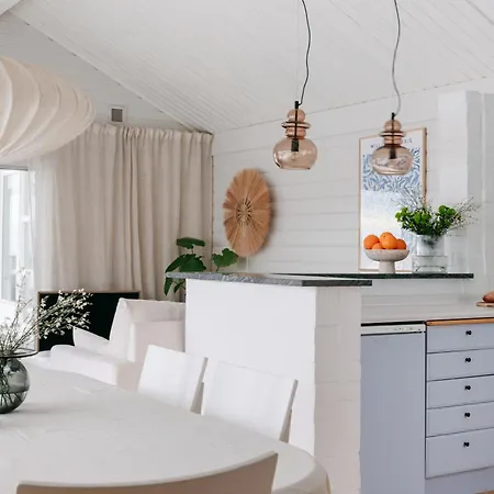 Nyaraló Brensholmen House *