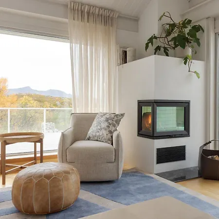 Brensholmen House Holiday home